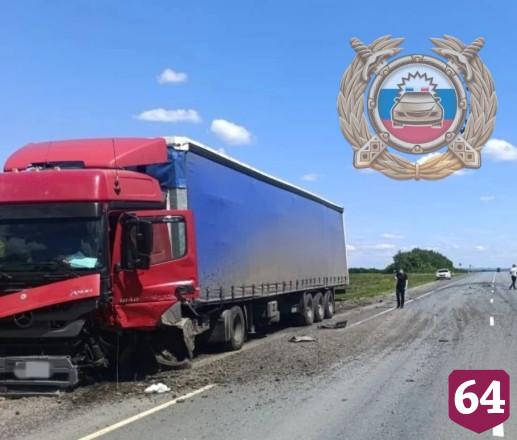 Мужчина погиб в ДТП с грузовиком в Саратовской области